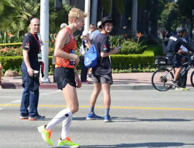 还不是得去 还不是得去