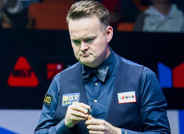 墨菲率先在, 大胜奥利弗 墨菲率先在, 大胜奥利弗