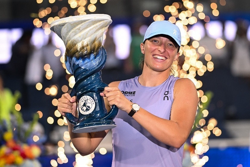 梅尔滕斯, 格拉乔娃, 斯瓦泰克 梅尔滕斯, 格拉乔娃, 斯瓦泰克