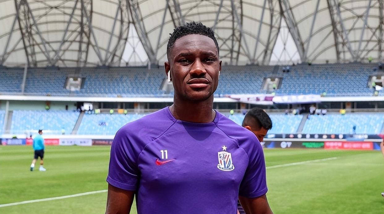 虽然起初表, 乐部 虽然起初表, 乐部